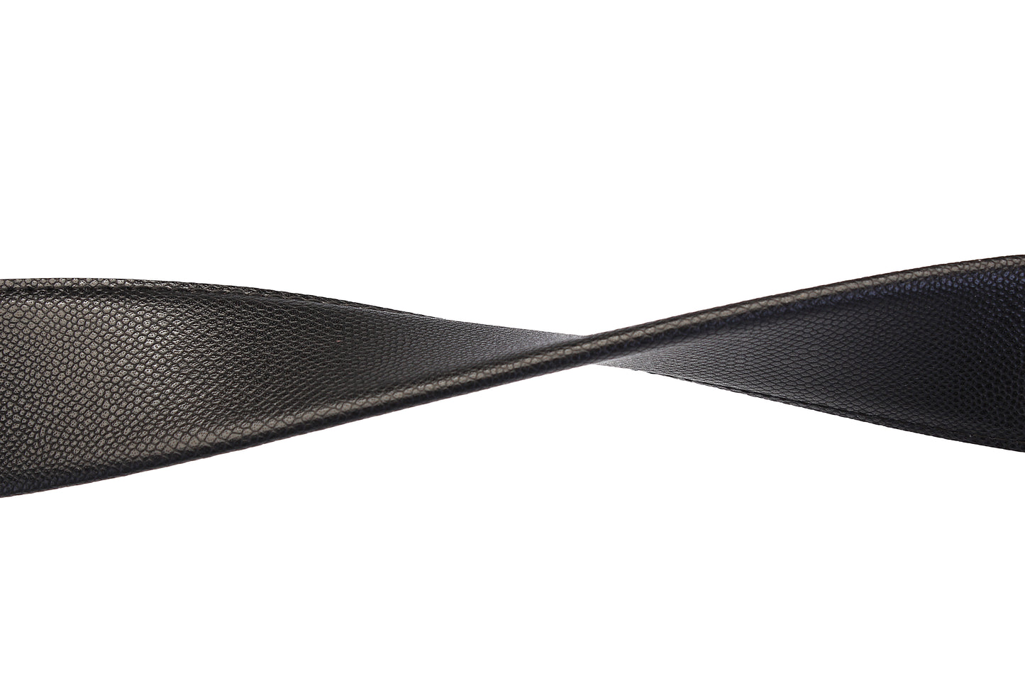Twisted view of the Samsonite AAMIR Basic Auto Belt in Black. Available Now Online.