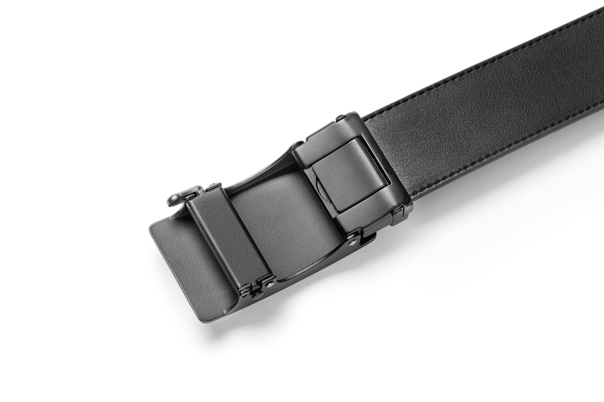 Close up buckle back view of the AAMIR II BIZAUTO PLATE 04 BELT. Find Online Today