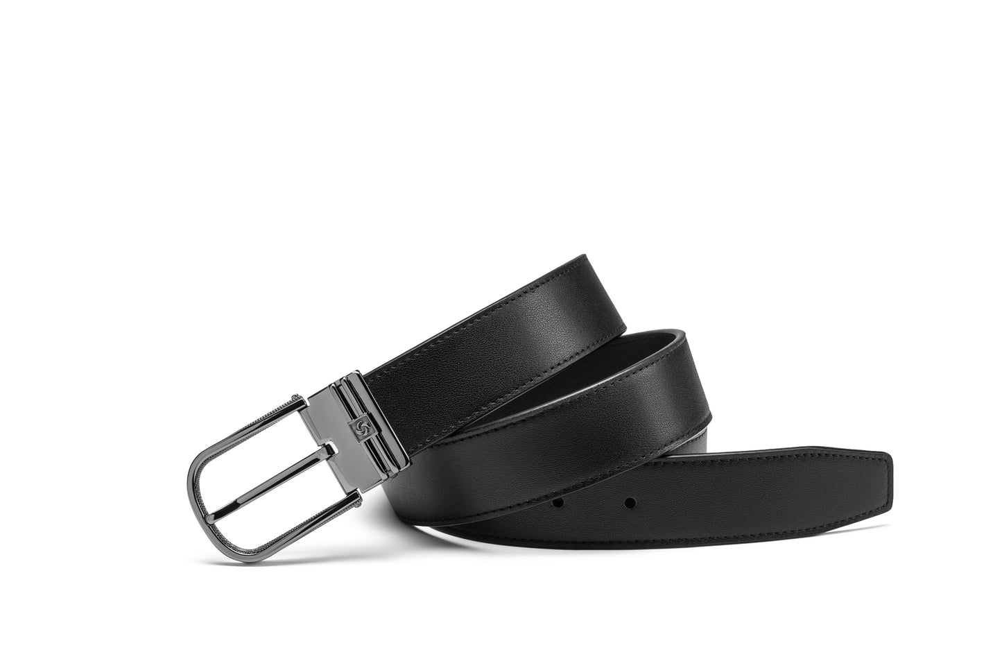 Extended rolled view of the Samsonite AAMIR II BIZCTR Arc Black Leather Belt. Shop Now Online